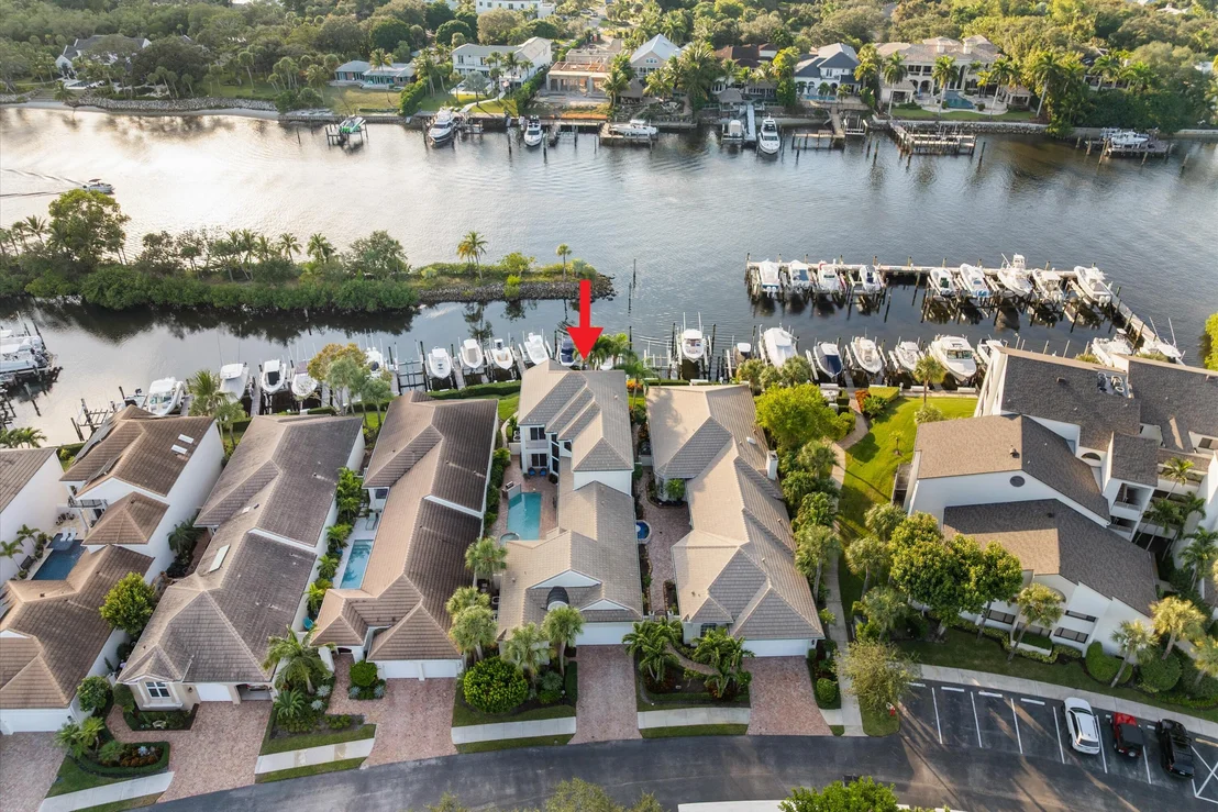 Photo of 602 Oak Harbour Drive