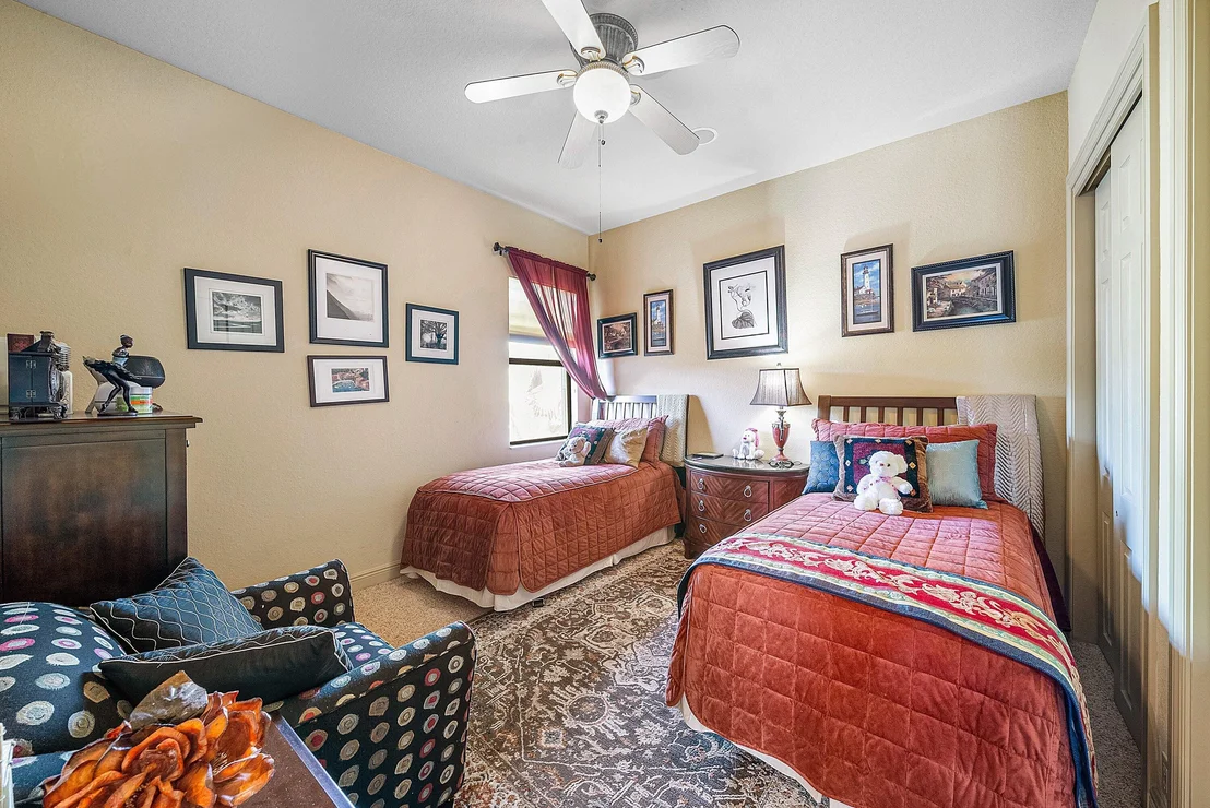 Photo of 17560 69th Street N