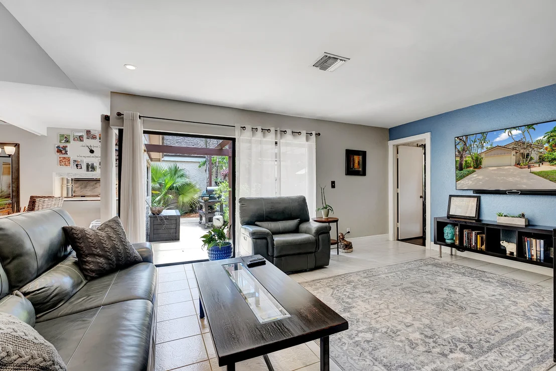 Photo of 6366 Pond Apple Road
