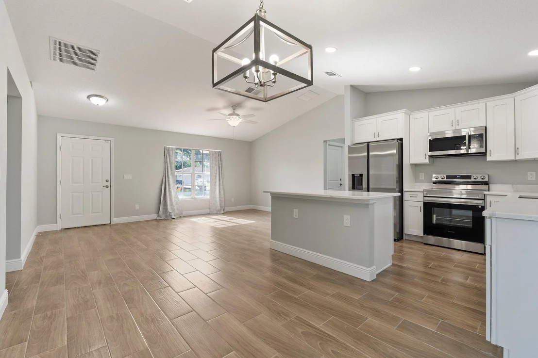 Photo of 5609 Sunset Boulevard