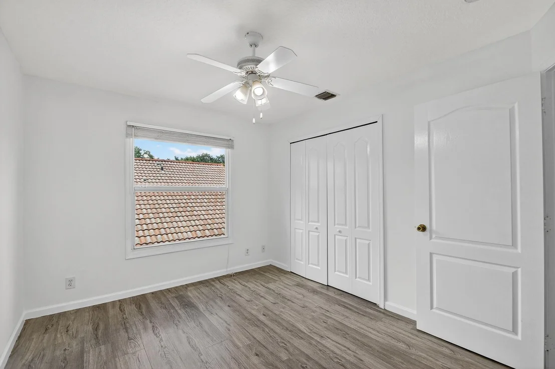 Photo of 2707 Pointe Circle