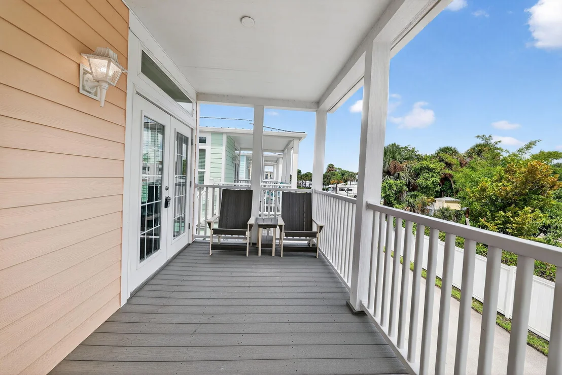 Photo of 300 NE Coastal Drive
