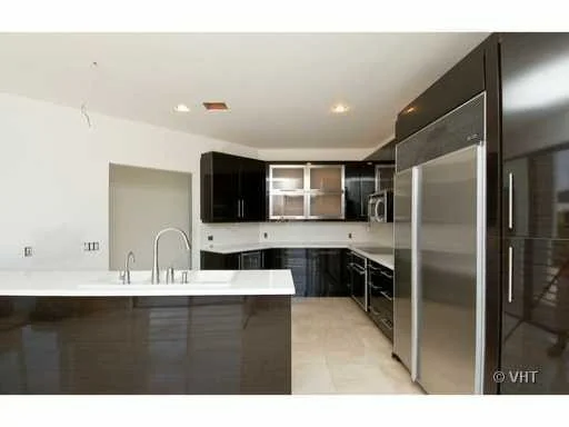 Photo of 906 Iris Drive