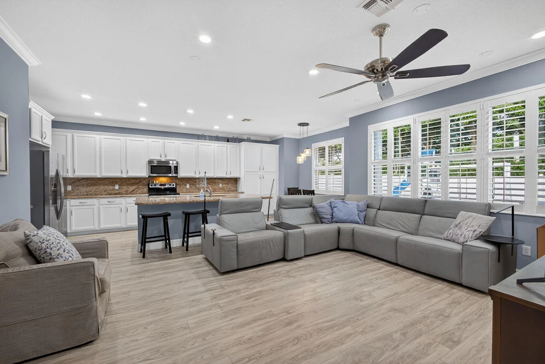 Photo of 9583 Phipps Lane