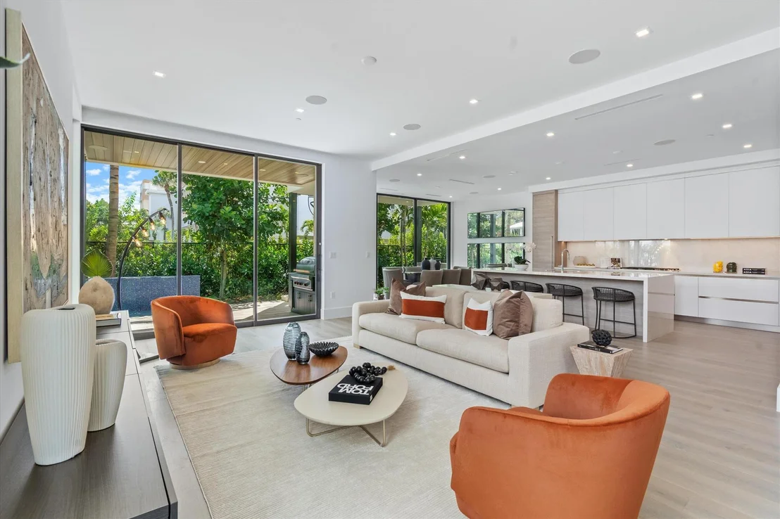 Photo of 1068 Del Harbour Drive