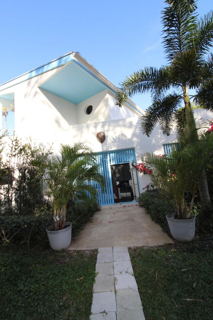 Photo of 930 RAMBLING DRIVE Circle