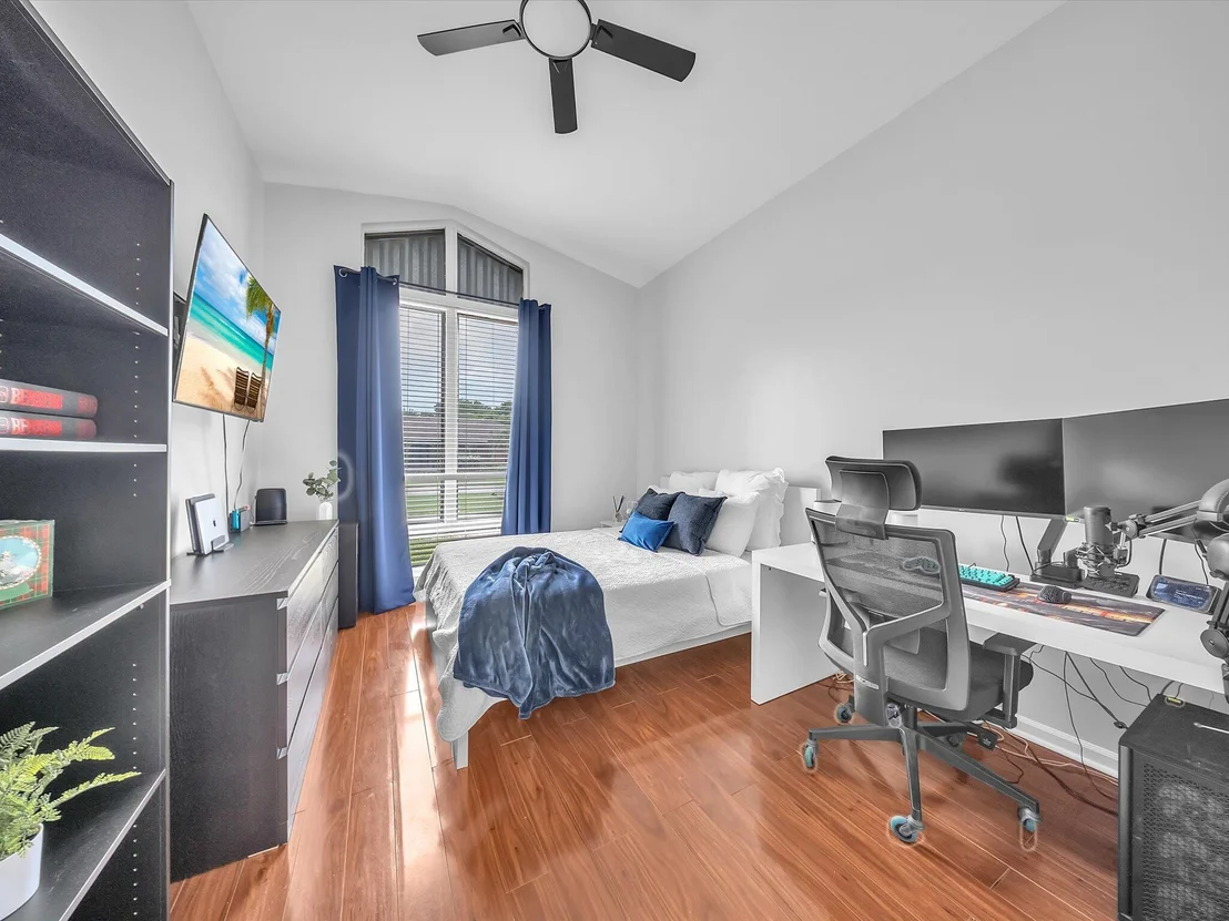 Photo of 9651 CONCH SHELL Manor