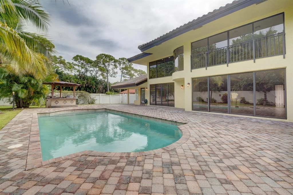 Photo of 7534 Estrella Circle