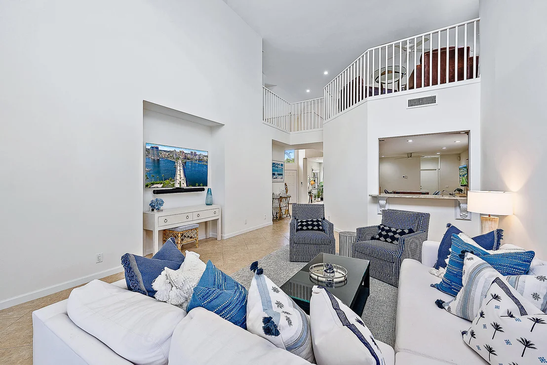 Photo of 313 Eagleton Golf Drive