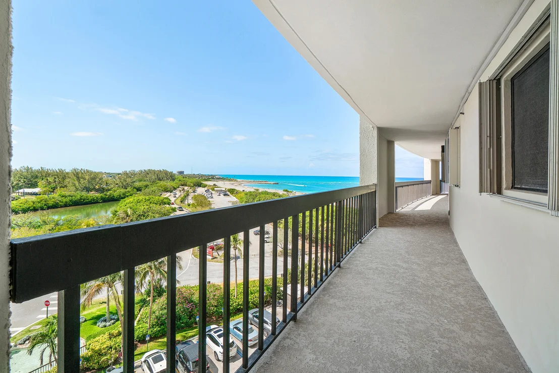 Photo of Unit 607 at 400 Ocean Trail Way