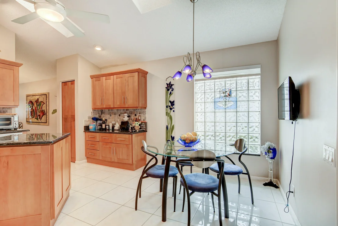 Photo of 6081 Bluegrass Drive