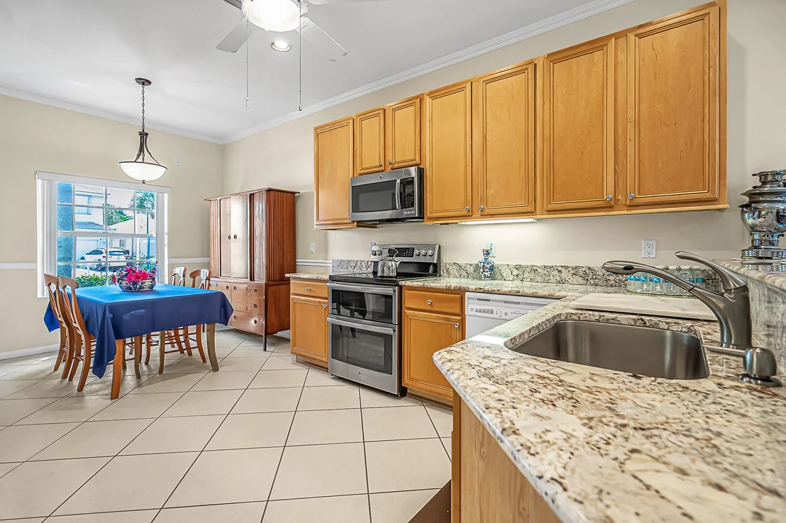 Photo of 2575 San Andros