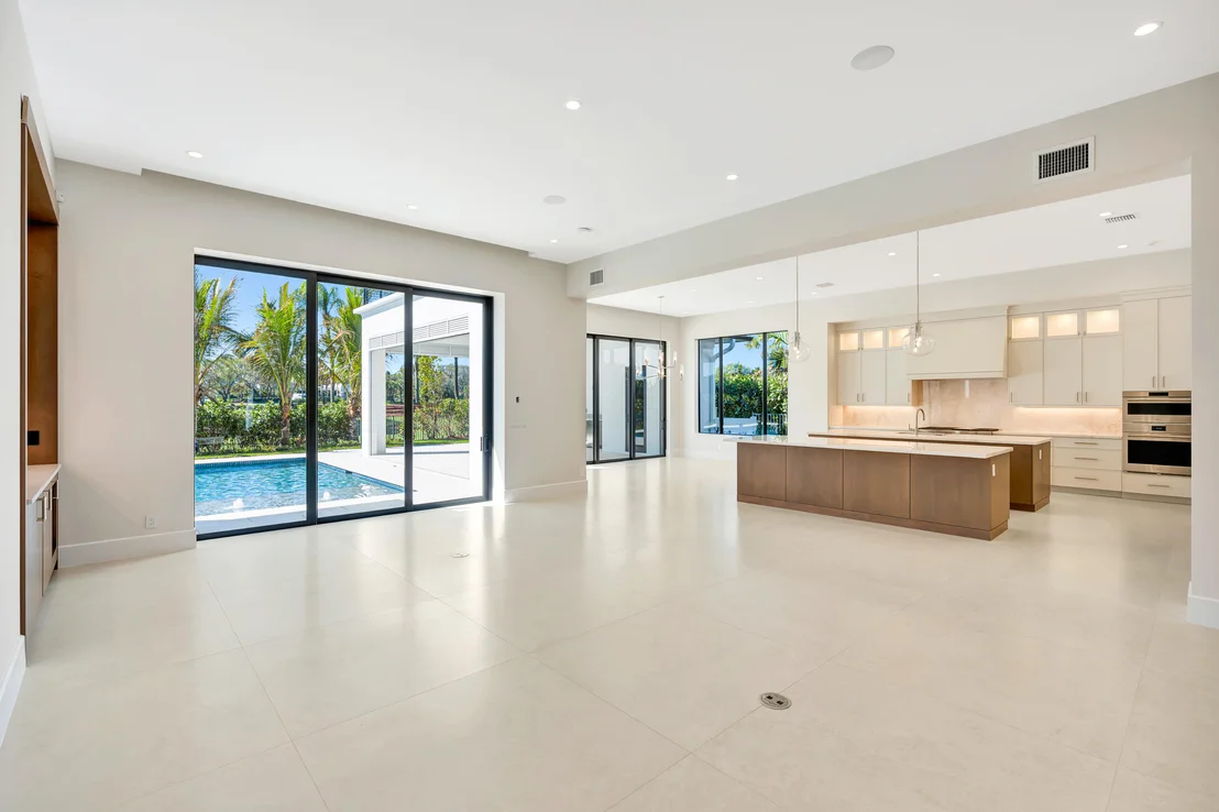Photo of 112 Regatta Drive