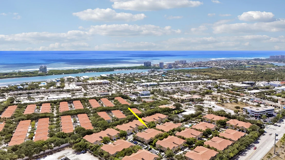 Photo of Unit B at 105 Lighthouse Circle