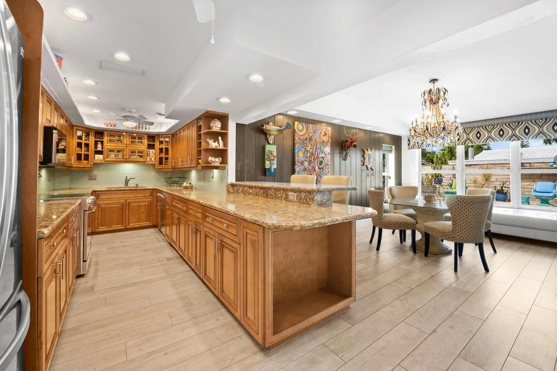 Photo of 2675 NE 24th Street