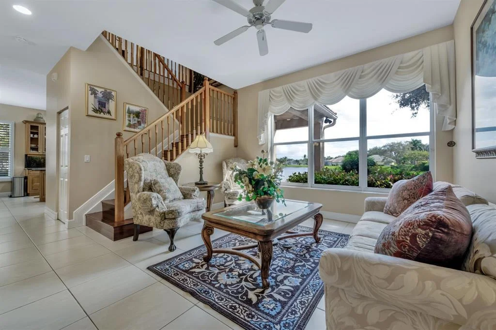 Photo of 247 Spoonbill Lane S