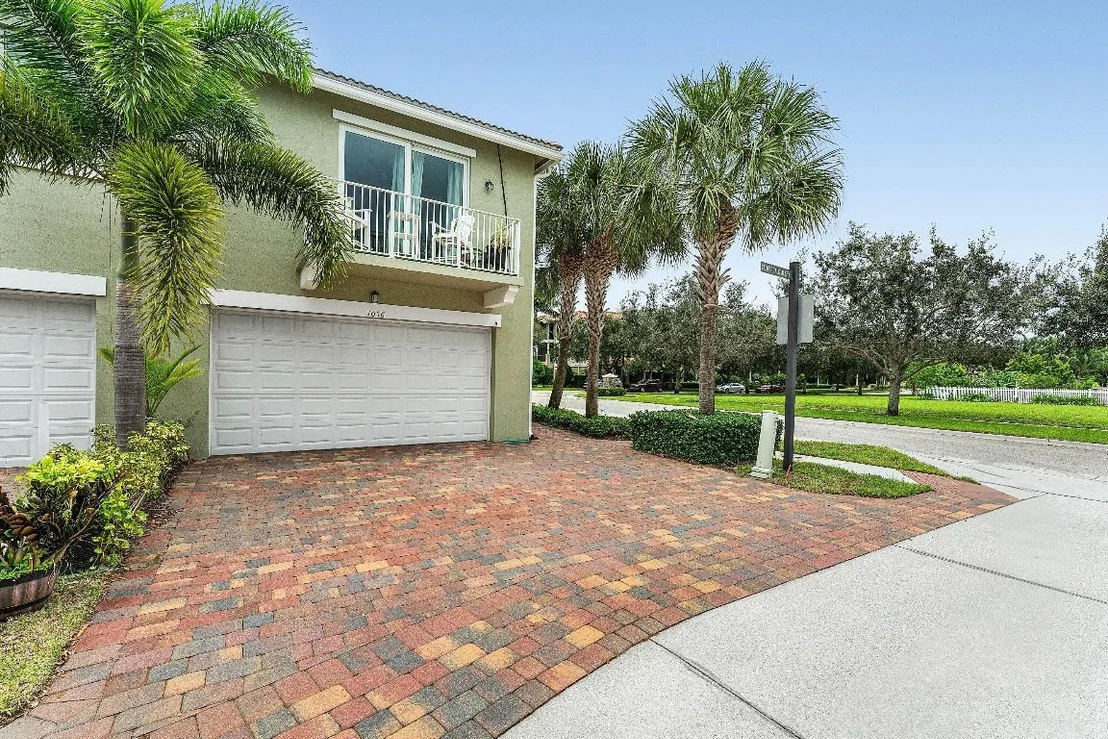 Photo of 1056 Community Drive