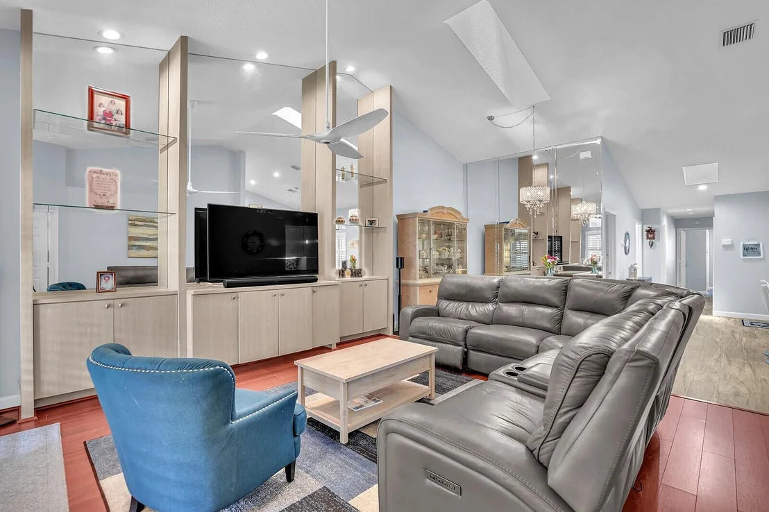 Photo of 152 Sandy Lane