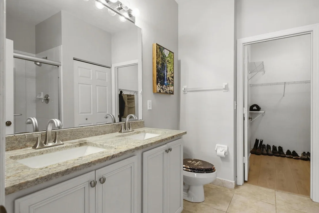 Photo of Unit H at 110 Lighthouse Circle