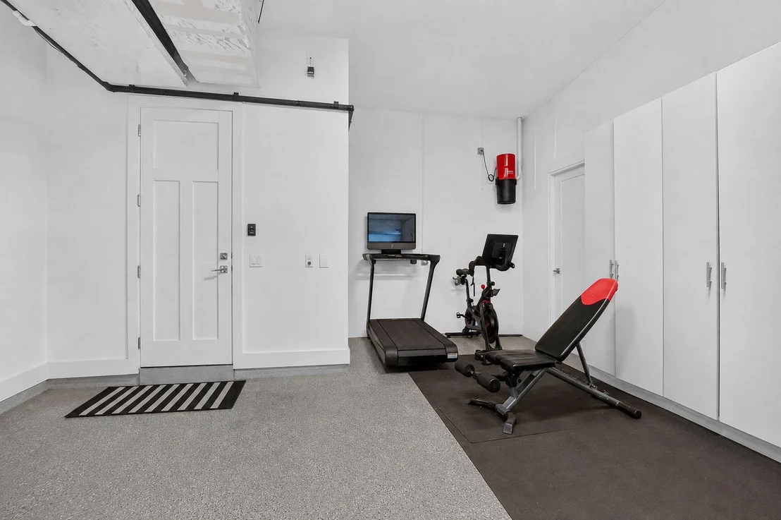 Photo of 512 Lake Drive