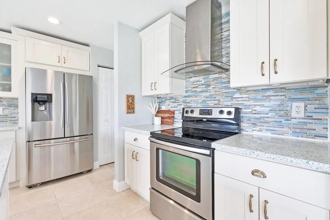 Photo of 6109 Spring Isles Boulevard
