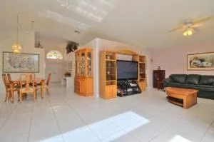 Photo of 8210 White Rock Circle