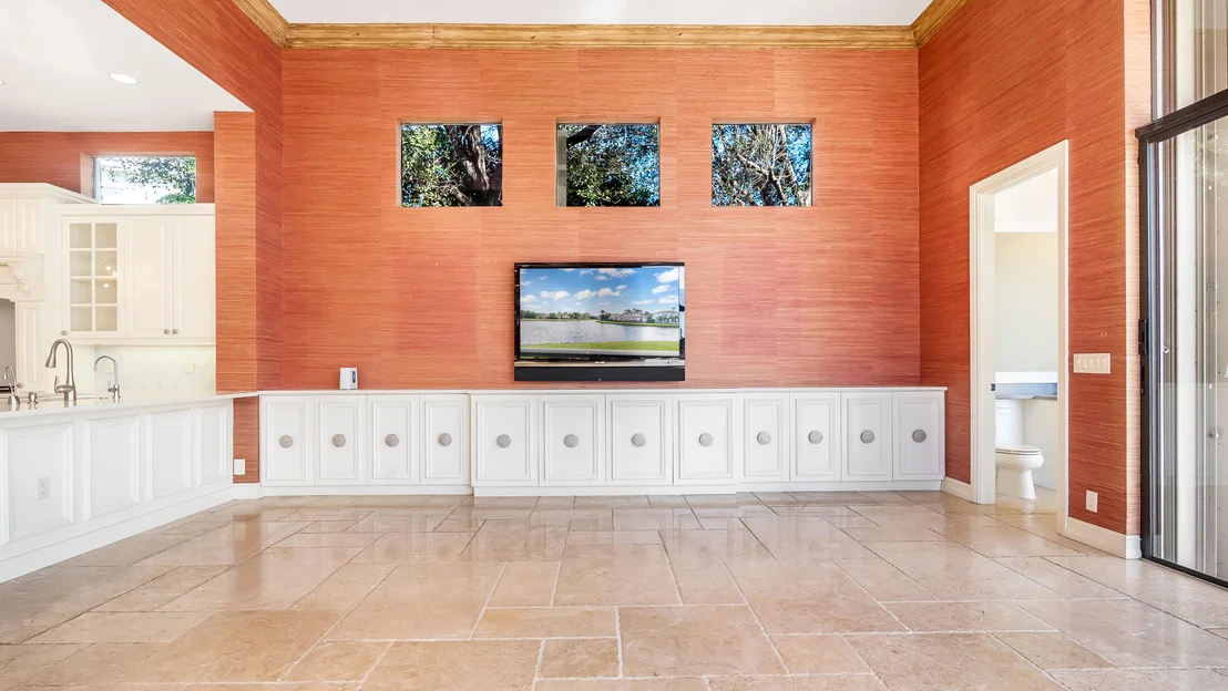 Photo of 17602 Middle Lake Drive