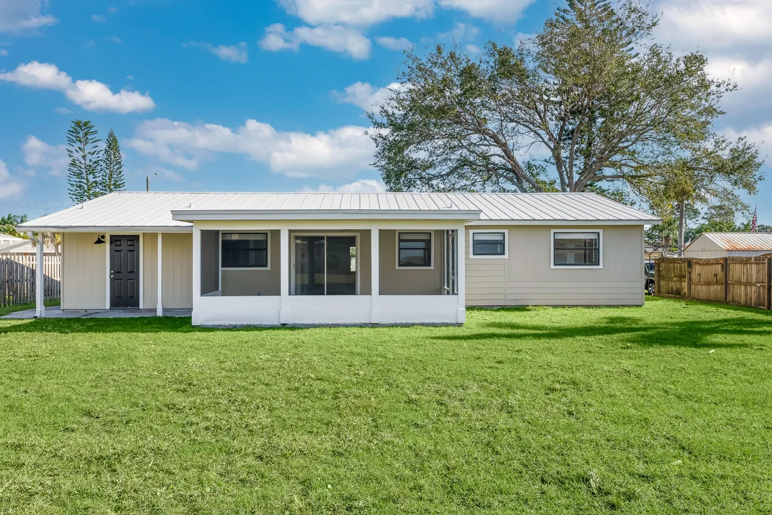 Photo of 262 Dock Avenue