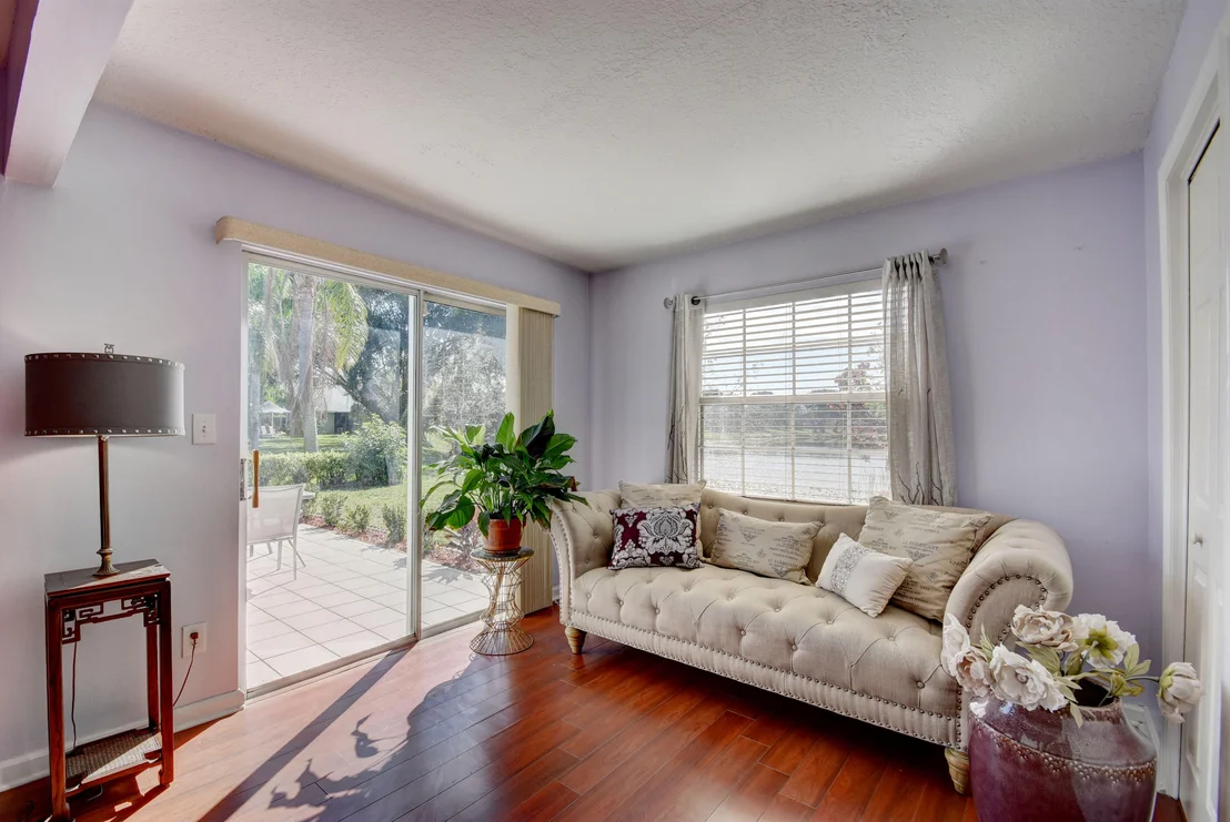 Photo of 1844 Edgewater Drive