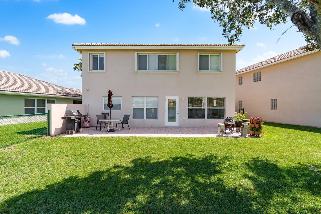 Photo of 6217 Willoughby Circle