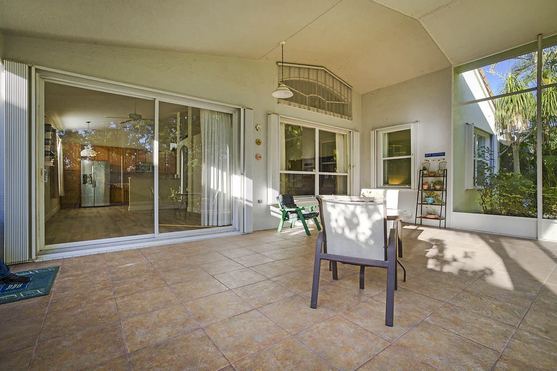 Photo of 7019 SE Twin Oaks Circle SE