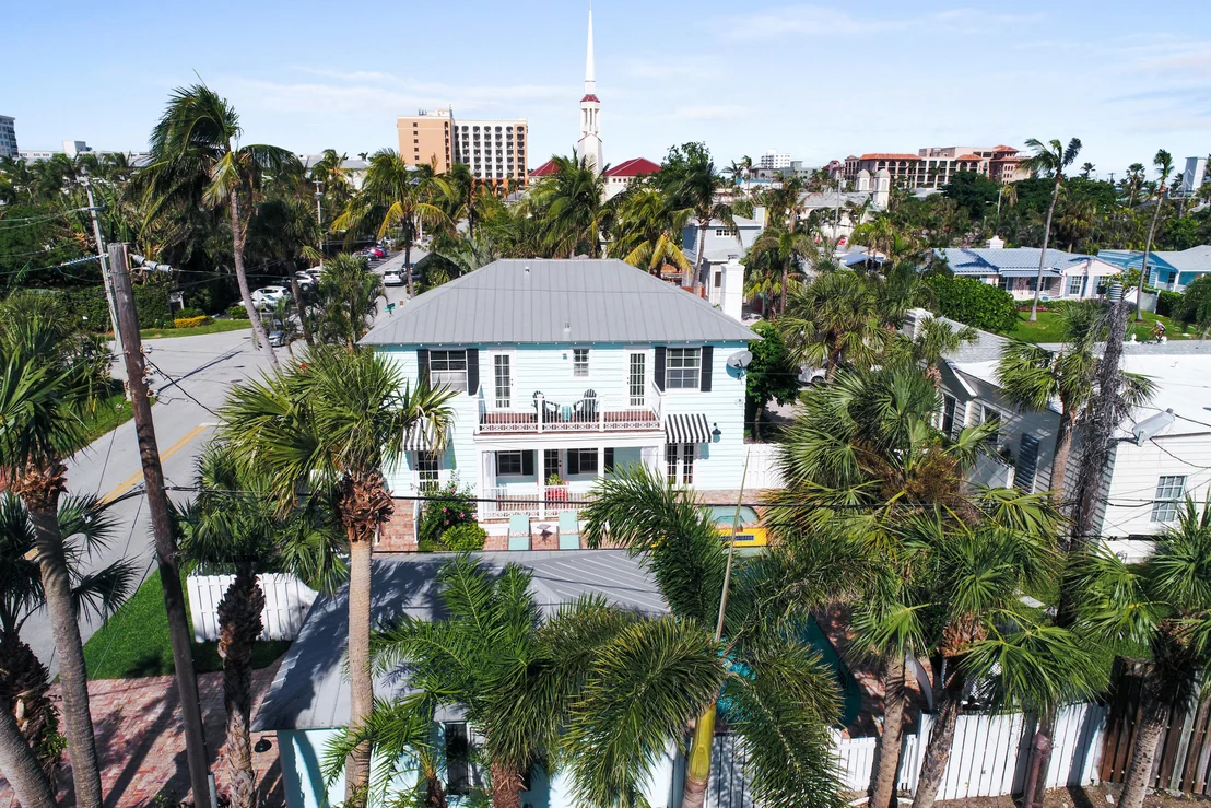 Photo of 1102 Miramar Drive