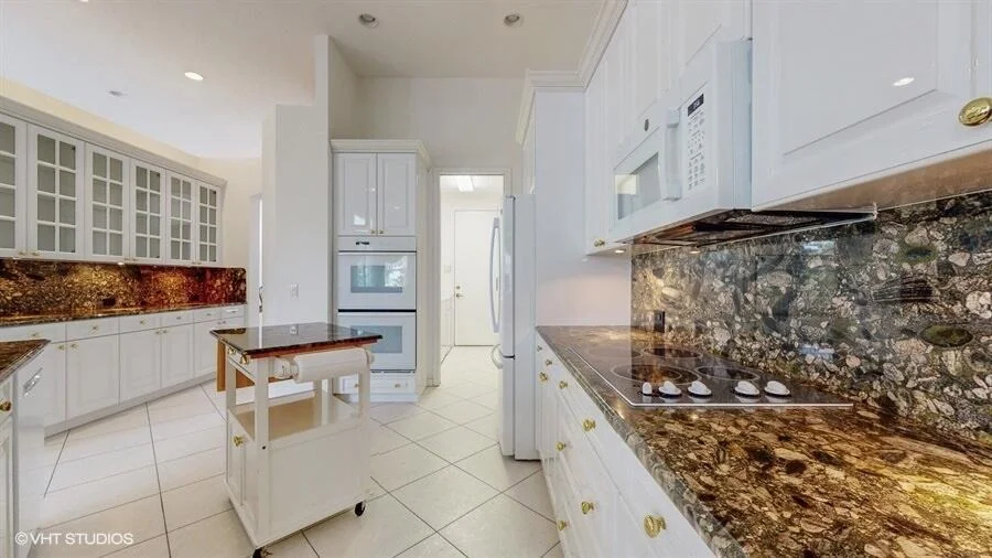 Photo of 6867 Chimere Terrace