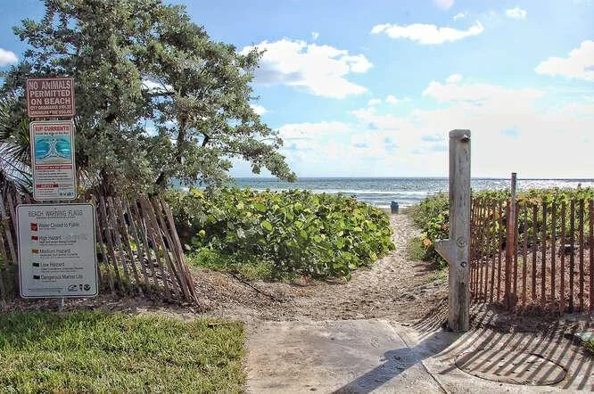 Photo of 7072 Demedici Circle