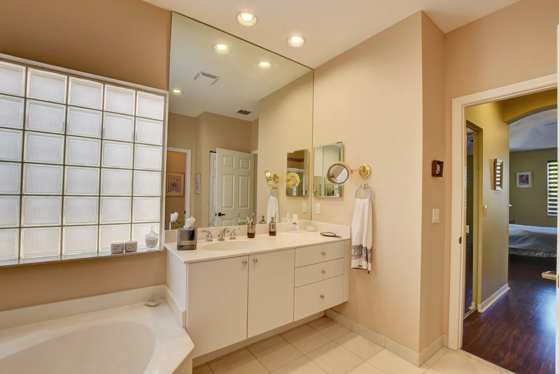 Photo of 7467 Viale Caterina