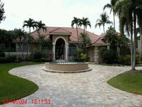 Photo of 7900 N Upper Ridge Drive