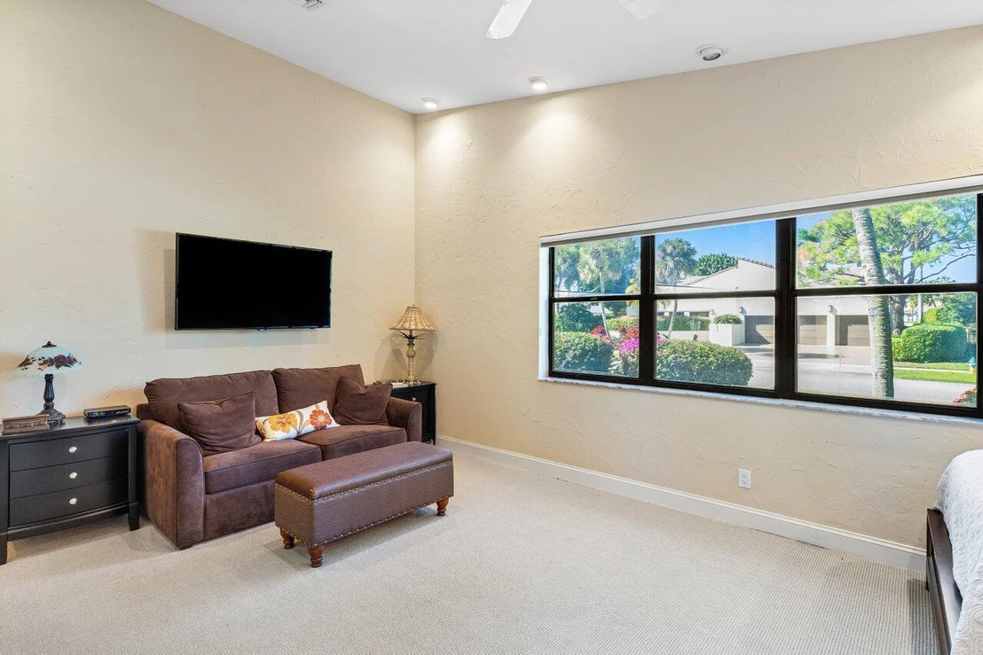 Photo of 4770 Tree Fern Drive