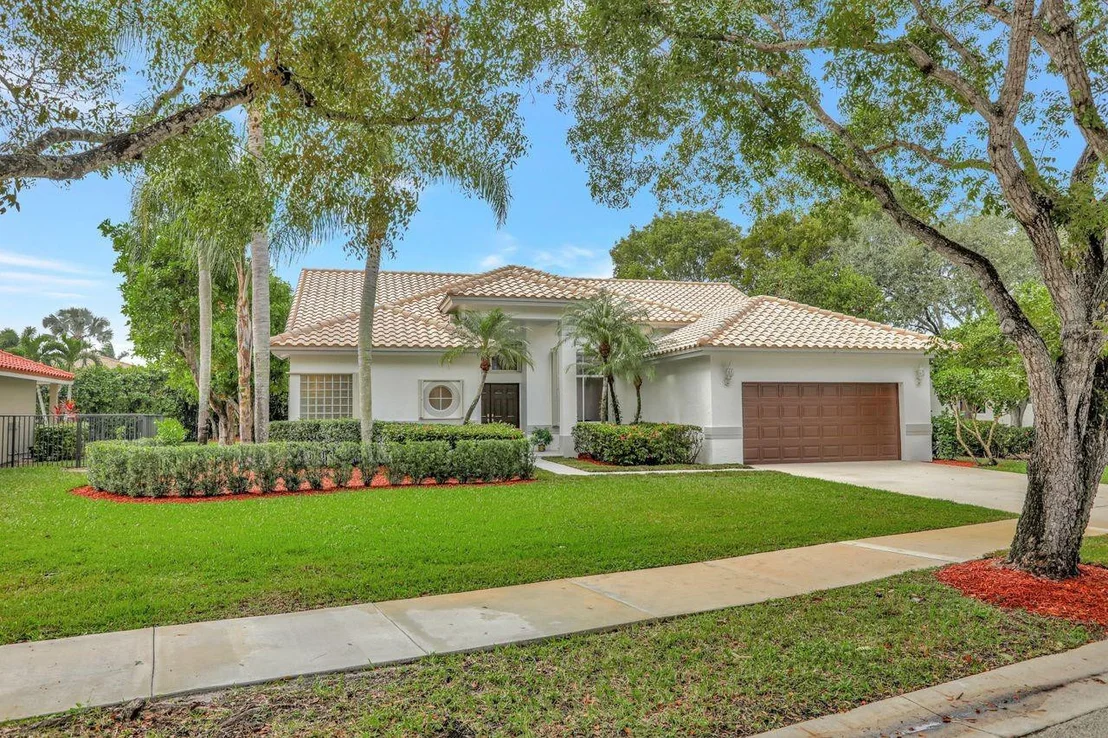 Photo of 804 Heron Road