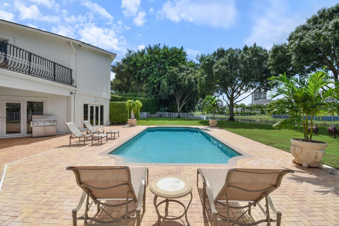 Photo of 2801 Embassy Drive