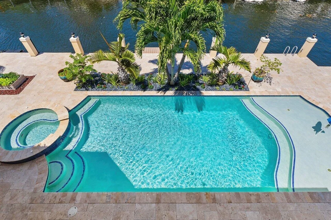 Photo of 953 Banyan Drive