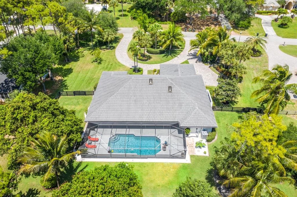 Photo of 13840 Greentree Trail
