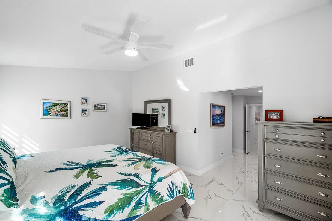 Photo of 2350 Riviera Drive