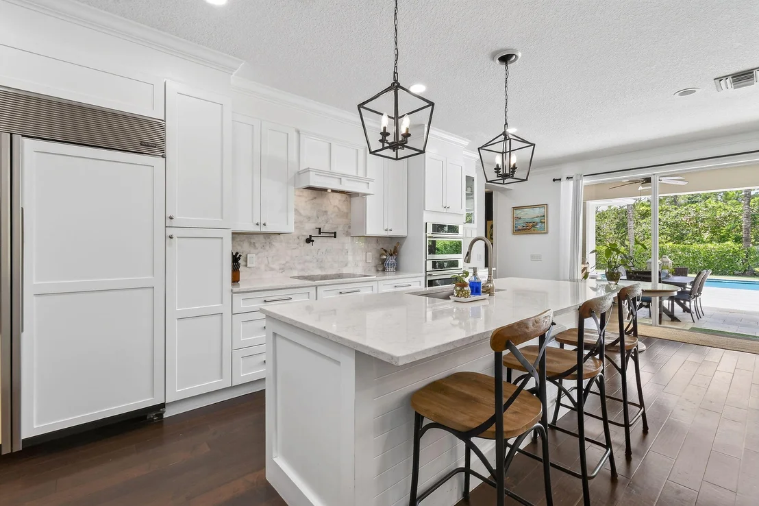 Photo of 350 Caravelle Drive