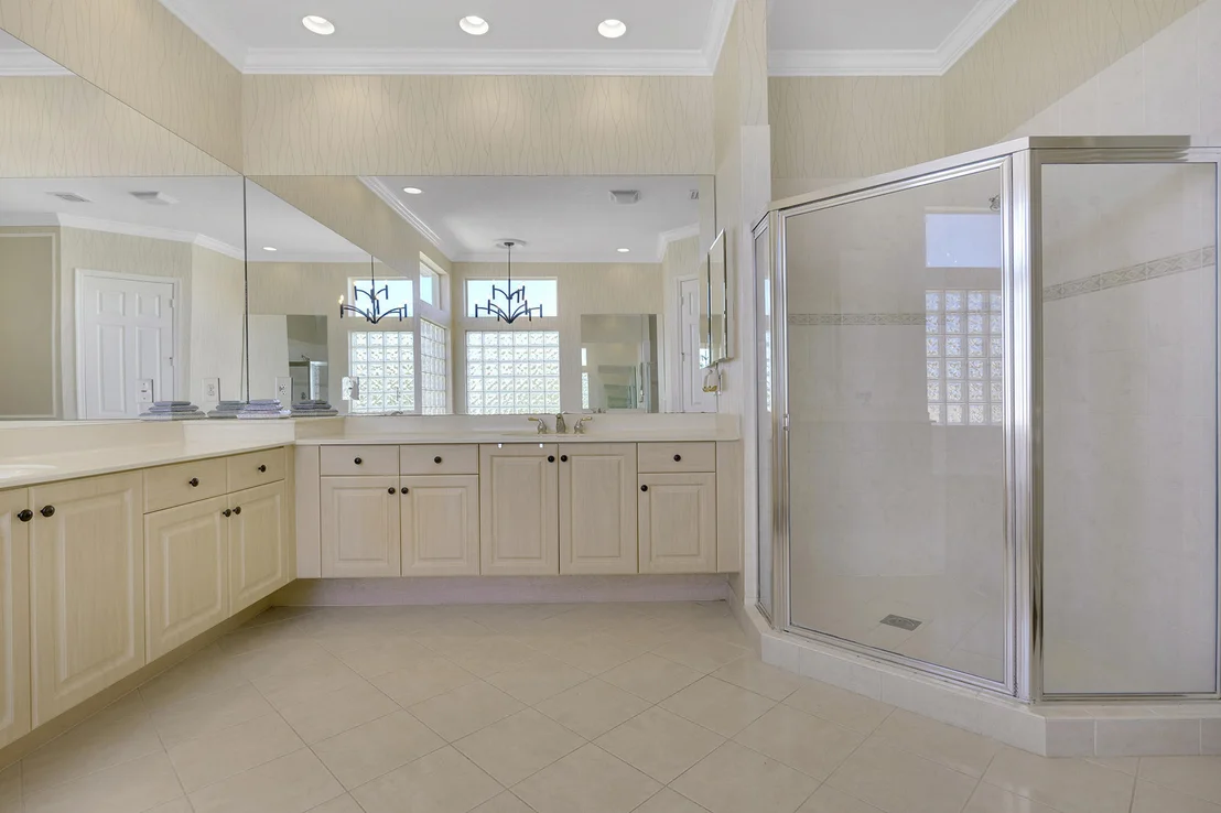 Photo of 2298 Ridgewood Circle