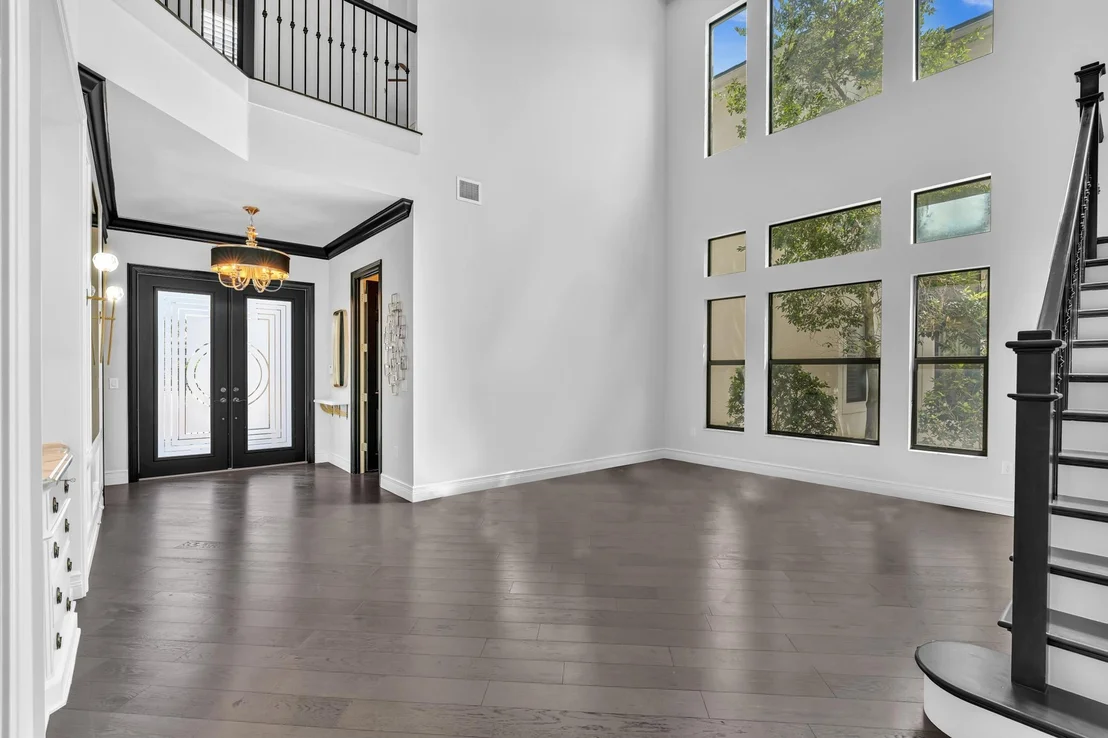 Photo of 16891 Pavilion Way