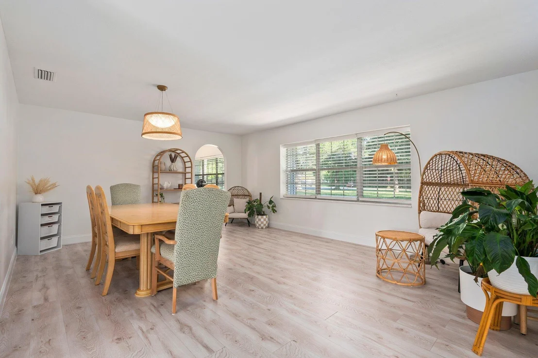 Photo of 2900 Grove Drive
