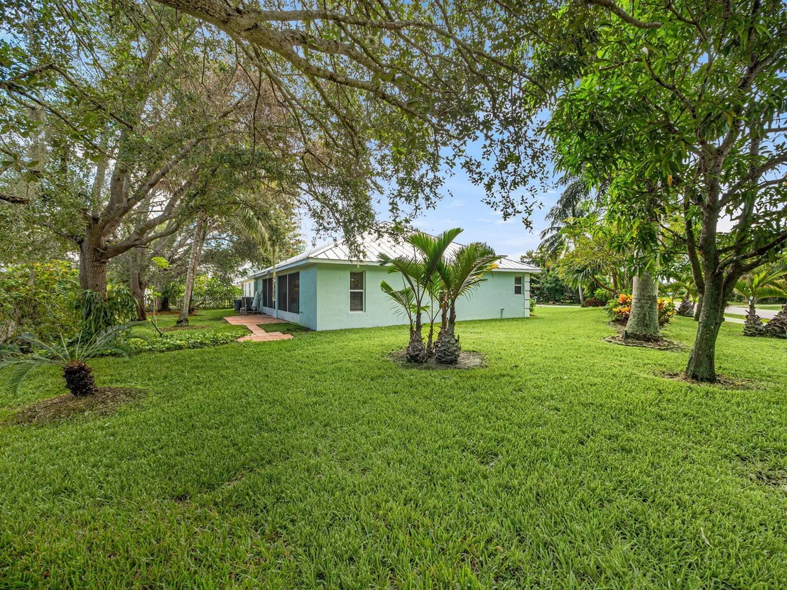 Photo of 5596 SE Sailfish Way