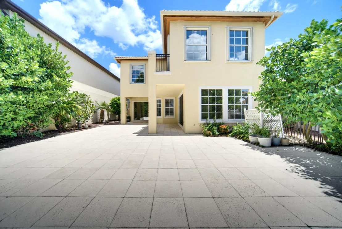 Photo of 6679 NW 128TH Way
