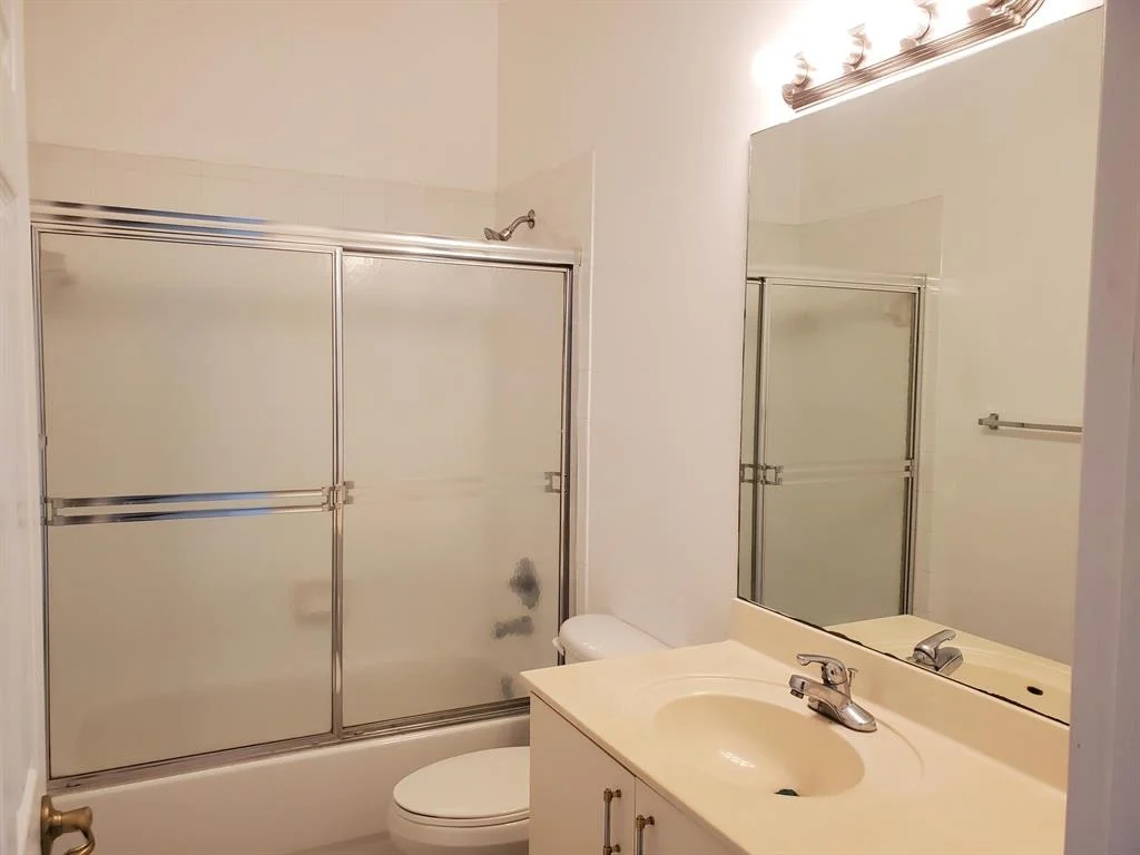 Photo of 2477 Sandy Cay