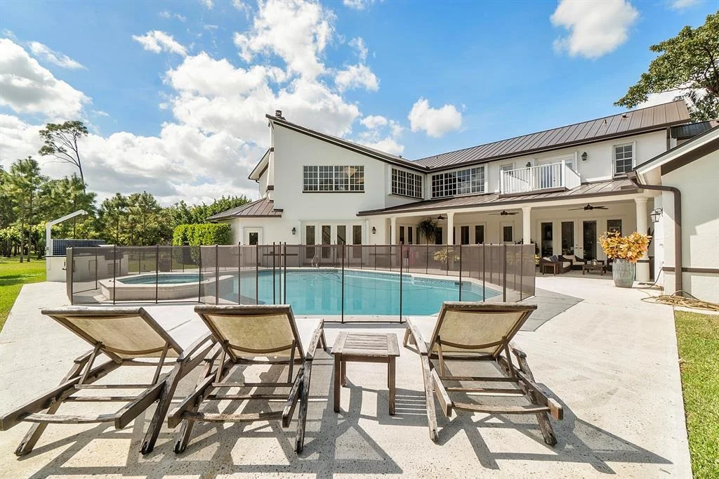 Photo of 13638 Greentree Trail